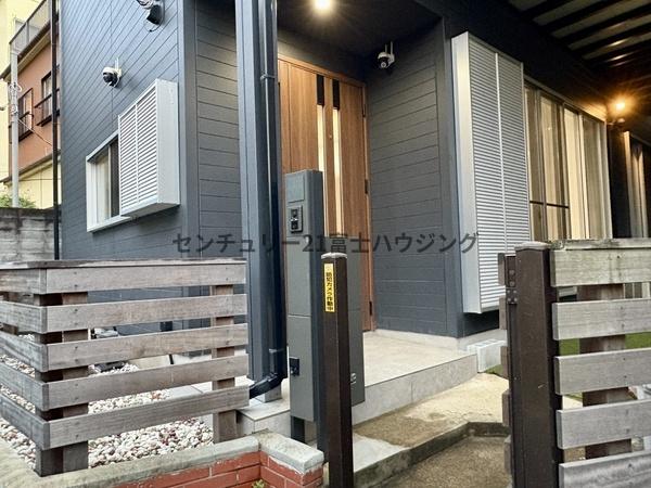 藤沢市片瀬目白山の中古一戸建て