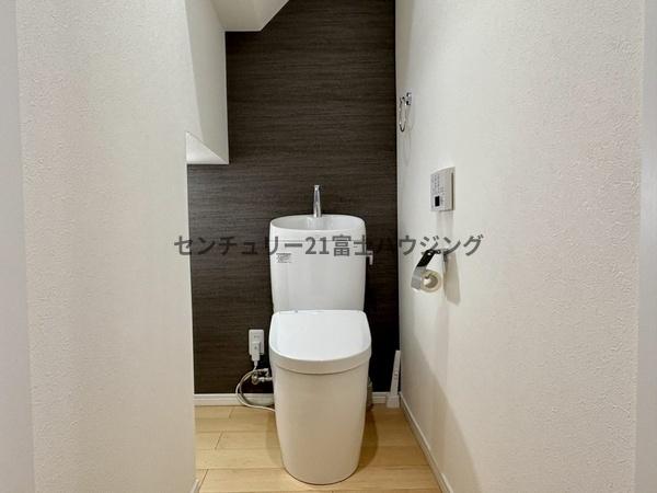 藤沢市片瀬目白山の中古一戸建て