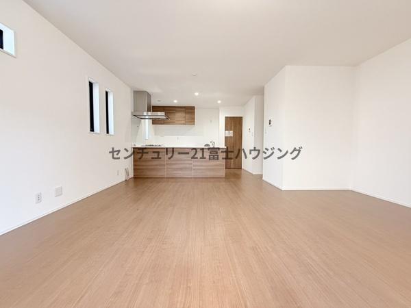 茅ヶ崎市松が丘２丁目の新築一戸建