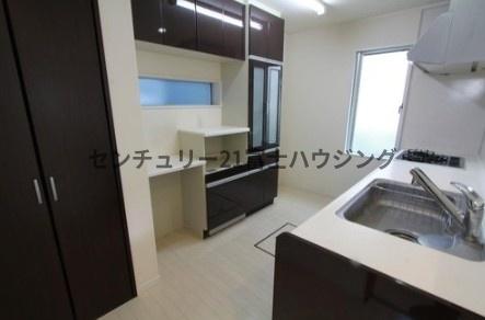 藤沢市鵠沼神明4丁目　中古戸建