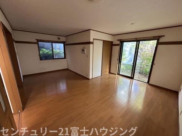 藤沢市鵠沼海岸4丁目　中古戸建