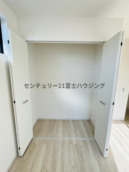 茅ヶ崎市旭が丘3期　新築戸建2号棟　全3棟