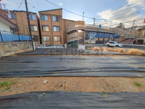 藤沢市善行1丁目　条件無売地　全1区画