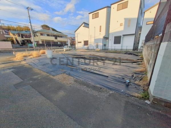 藤沢市善行1丁目　条件無売地　全1区画