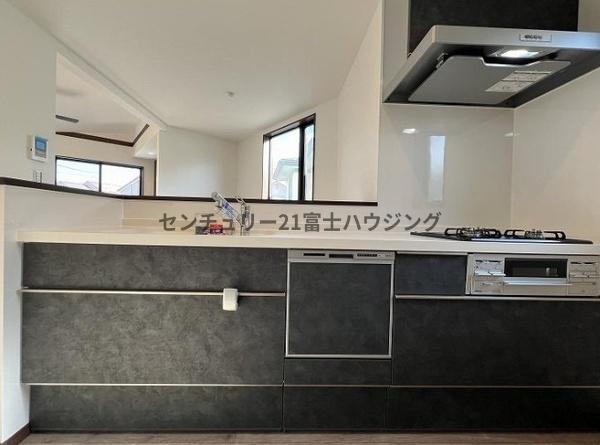 鎌倉市七里ガ浜2丁目2期　新築戸建　全1棟