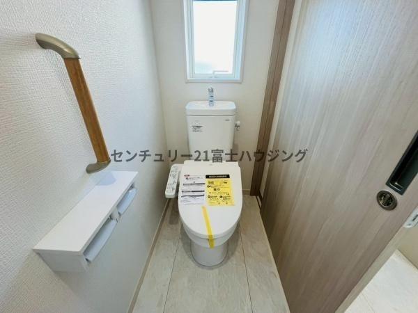 藤沢市鵠沼海岸7丁目　新築戸建2号棟　全3棟