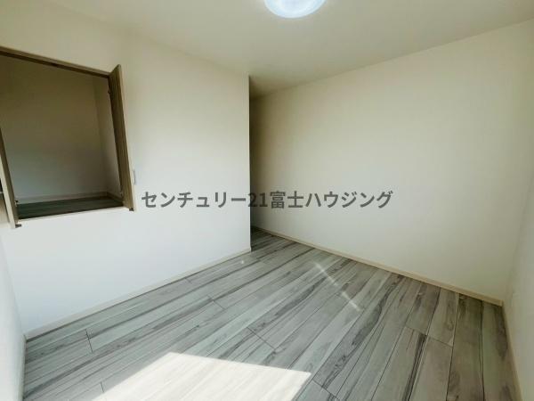 藤沢市鵠沼海岸7丁目　新築戸建2号棟　全3棟