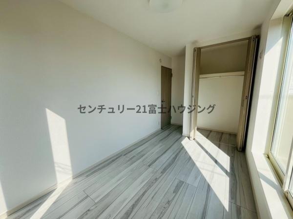 藤沢市鵠沼海岸7丁目　新築戸建2号棟　全3棟