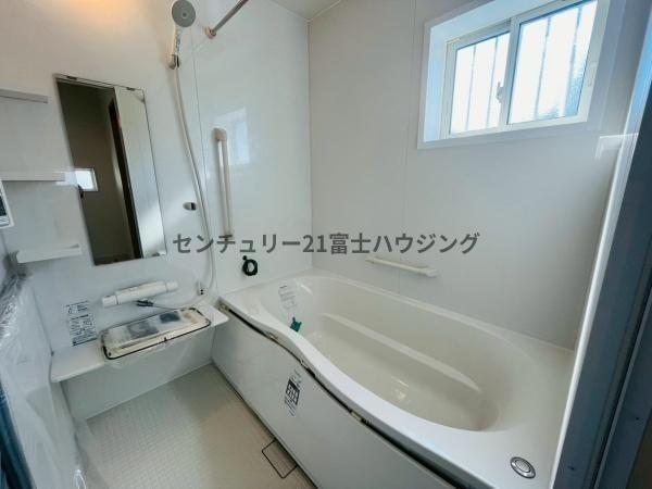 藤沢市鵠沼海岸7丁目　新築戸建2号棟　全3棟
