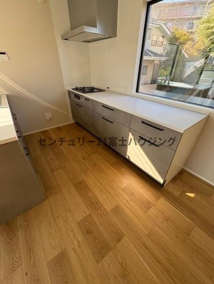 藤沢市白旗4丁目　新築戸建　全1棟