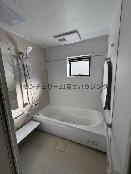 藤沢市白旗4丁目　新築戸建　全1棟