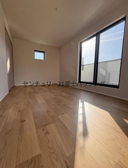 藤沢市白旗4丁目　新築戸建　全1棟