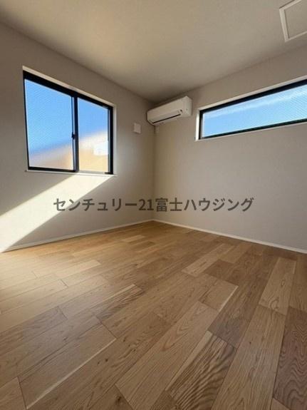 藤沢市白旗4丁目　新築戸建　全1棟