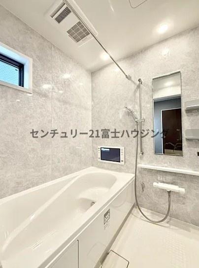 藤沢市湘南台4丁目4期　新築戸建1号棟　全2棟