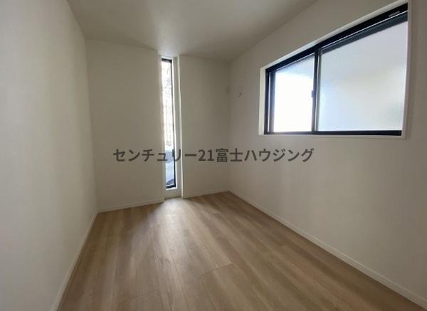藤沢市湘南台4丁目4期　新築戸建2号棟　全2棟