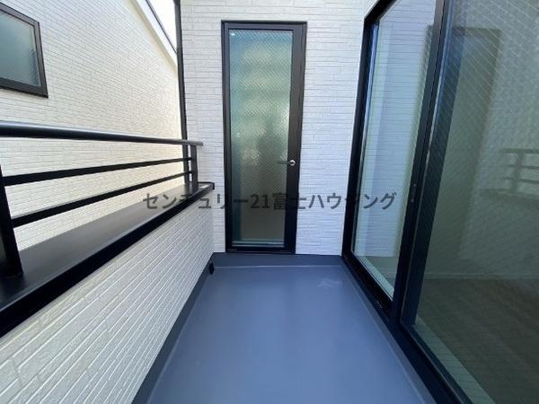 藤沢市湘南台4丁目4期　新築戸建2号棟　全2棟