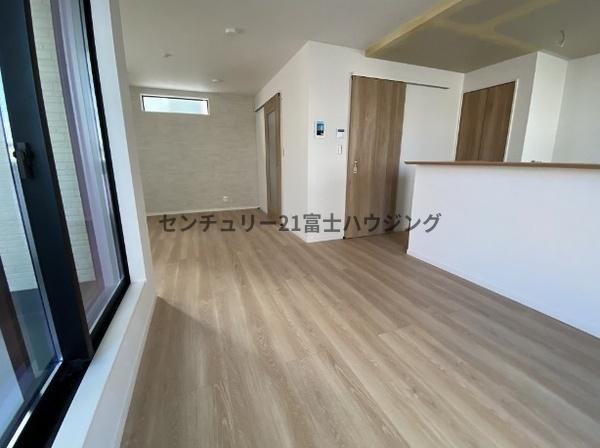 藤沢市湘南台4丁目4期　新築戸建2号棟　全2棟