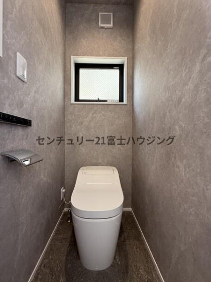 鎌倉市由比ガ浜４丁目の中古一戸建て