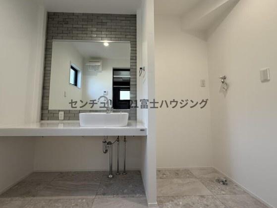 鎌倉市由比ガ浜４丁目の中古一戸建て