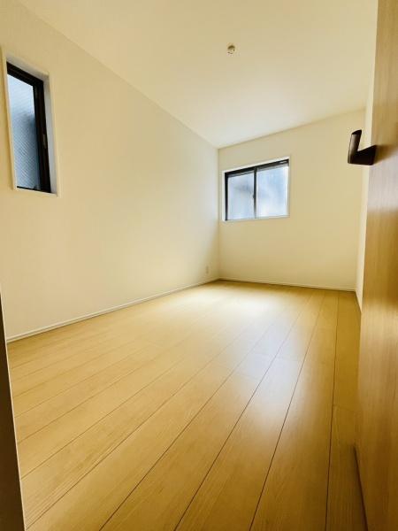 茅ヶ崎市浜之郷2期　新築戸建2号棟　全2棟