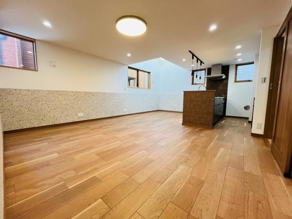 茅ヶ崎市浜竹3丁目　新築戸建2号棟　全4棟