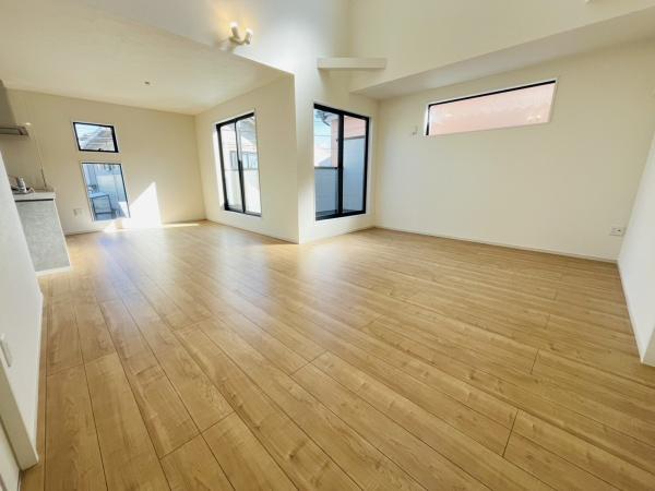 茅ヶ崎市本村３丁目の新築一戸建