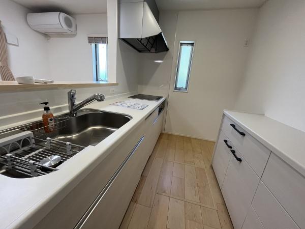 茅ヶ崎市柳島２丁目の中古一戸建