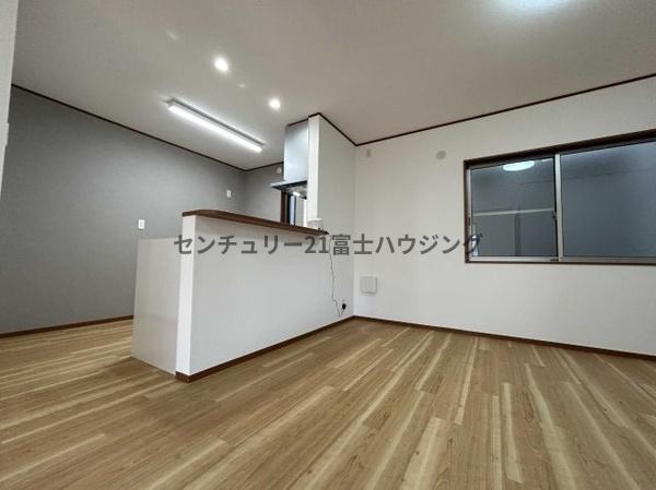 藤沢市高倉　中古戸建