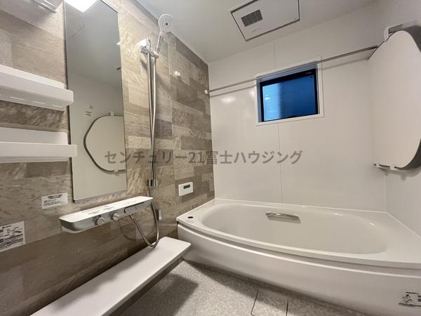 茅ヶ崎市東海岸南3丁目　新築戸建1号棟　全3棟