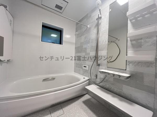 茅ヶ崎市東海岸南3丁目　新築戸建2号棟　全3棟