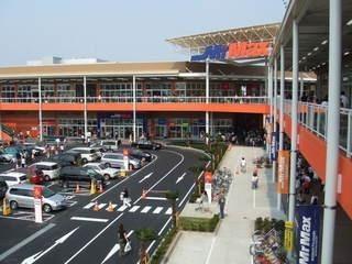 藤沢市辻堂元町2丁目2447番　新築戸建B号棟　全3棟(MrMax湘南藤沢店)