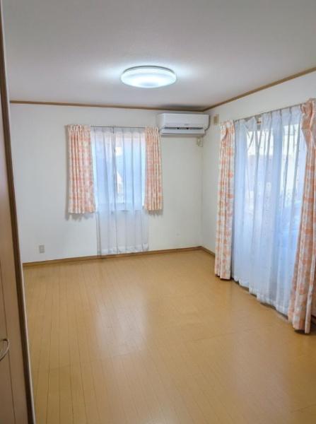 茅ヶ崎市西久保の中古一戸建