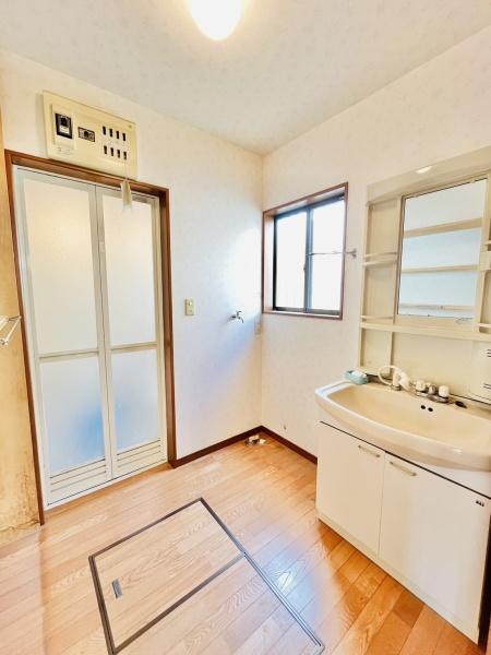 藤沢市鵠沼桜が岡２丁目の中古一戸建て