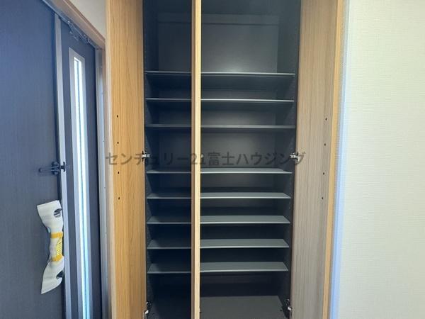 茅ヶ崎市東海岸南３丁目の中古一戸建て