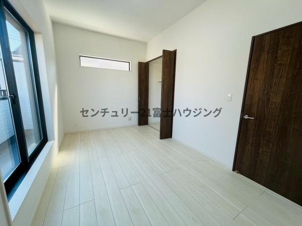 藤沢市鵠沼海岸7丁目　新築戸建1号棟　全3棟