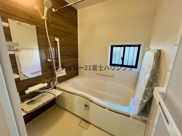 藤沢市鵠沼海岸7丁目　新築戸建1号棟　全3棟