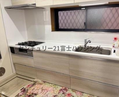 茅ヶ崎市香川４丁目の中古一戸建て