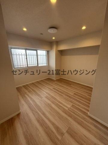 六会駅前高層住宅