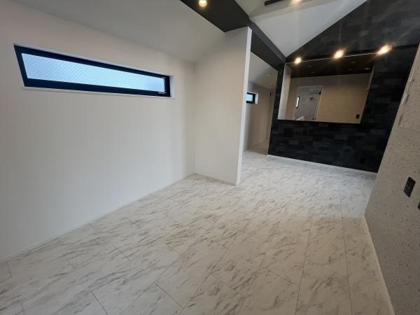 茅ヶ崎市松風台　新築戸建B号棟　全2棟