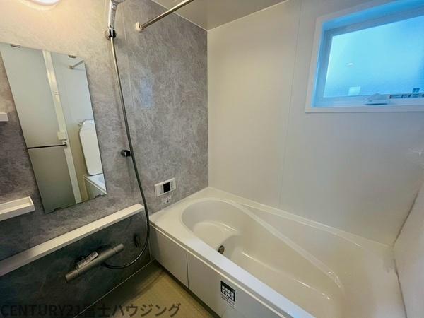 藤沢市片瀬山1丁目　新築戸建1号棟　全3棟