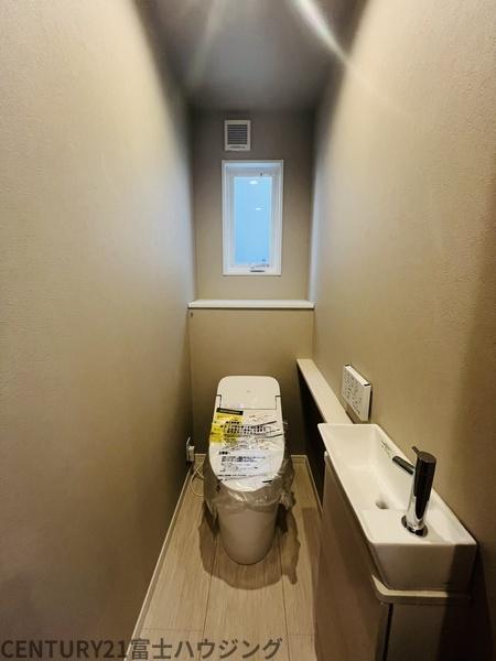 藤沢市片瀬山1丁目　新築戸建2号棟　全3棟