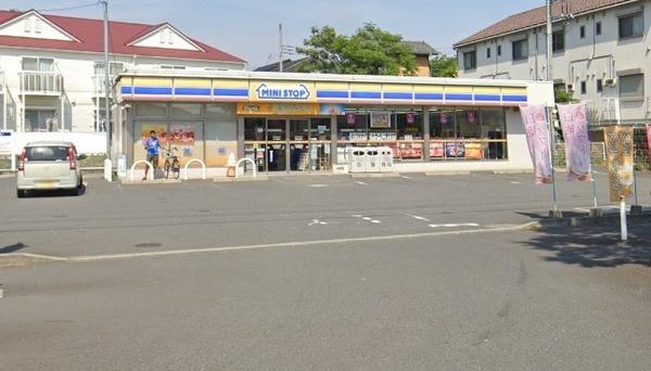 藤沢市城南１丁目の中古一戸建て(ミニストップ藤沢城南店)