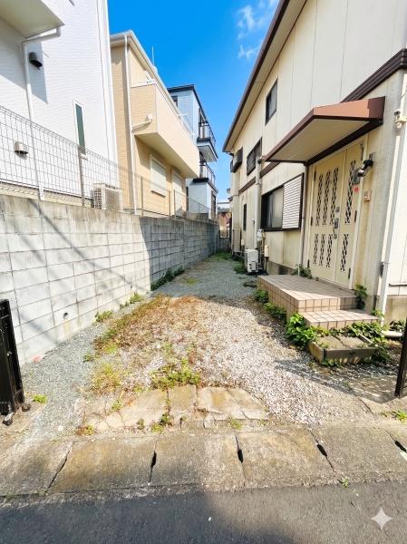 藤沢市城南1丁目　条件無売地　全1区画