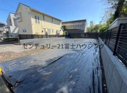 藤沢市鵠沼松が岡2丁目 条件無売地 全1区画