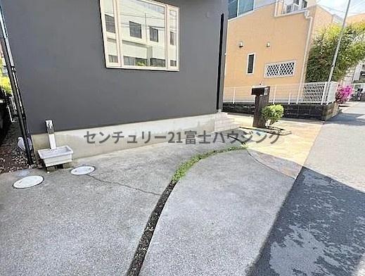 茅ヶ崎市十間坂３丁目の中古一戸建て