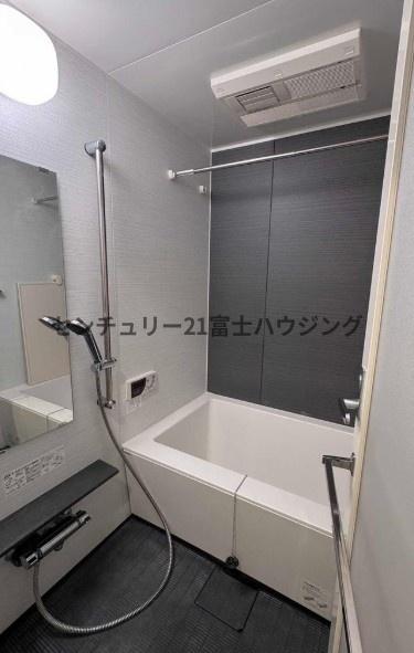 プラハ湘南藤沢ブリエ