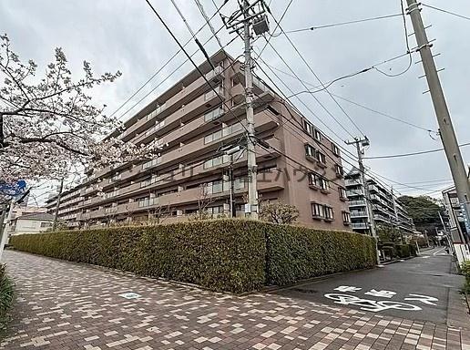 アスティオス鎌倉岩瀬