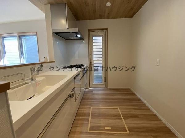 藤沢市高倉8期　新築戸建8号棟　全8棟