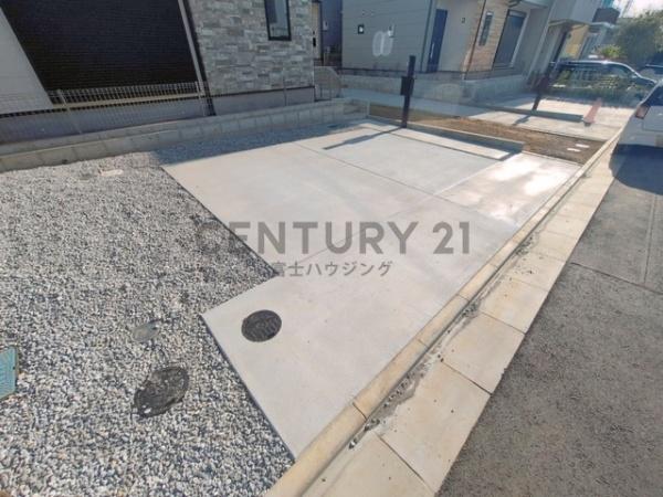 藤沢市石川2期　新築戸建3号棟　全3棟