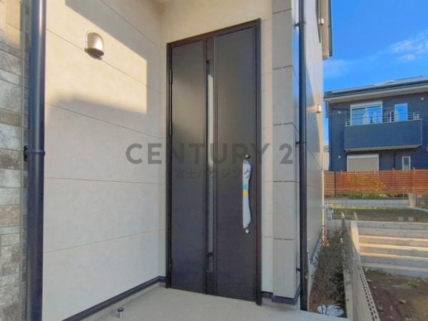 藤沢市石川2期　新築戸建3号棟　全3棟